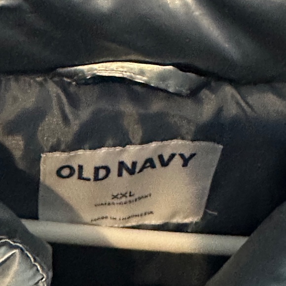 Old Navy Puffer Jacket - Picture 4 of 4